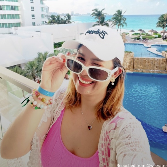 Celine CL40072i 25N Rock Rectangular Acetate Sunglasses, White/Gray - Picture 3 of 7